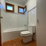 Daire Familiar Cercano A Playa De Rodiles. 6 *
