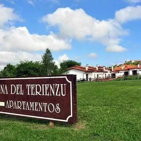 Familiar Cercano A Playa De Rodiles 6 *